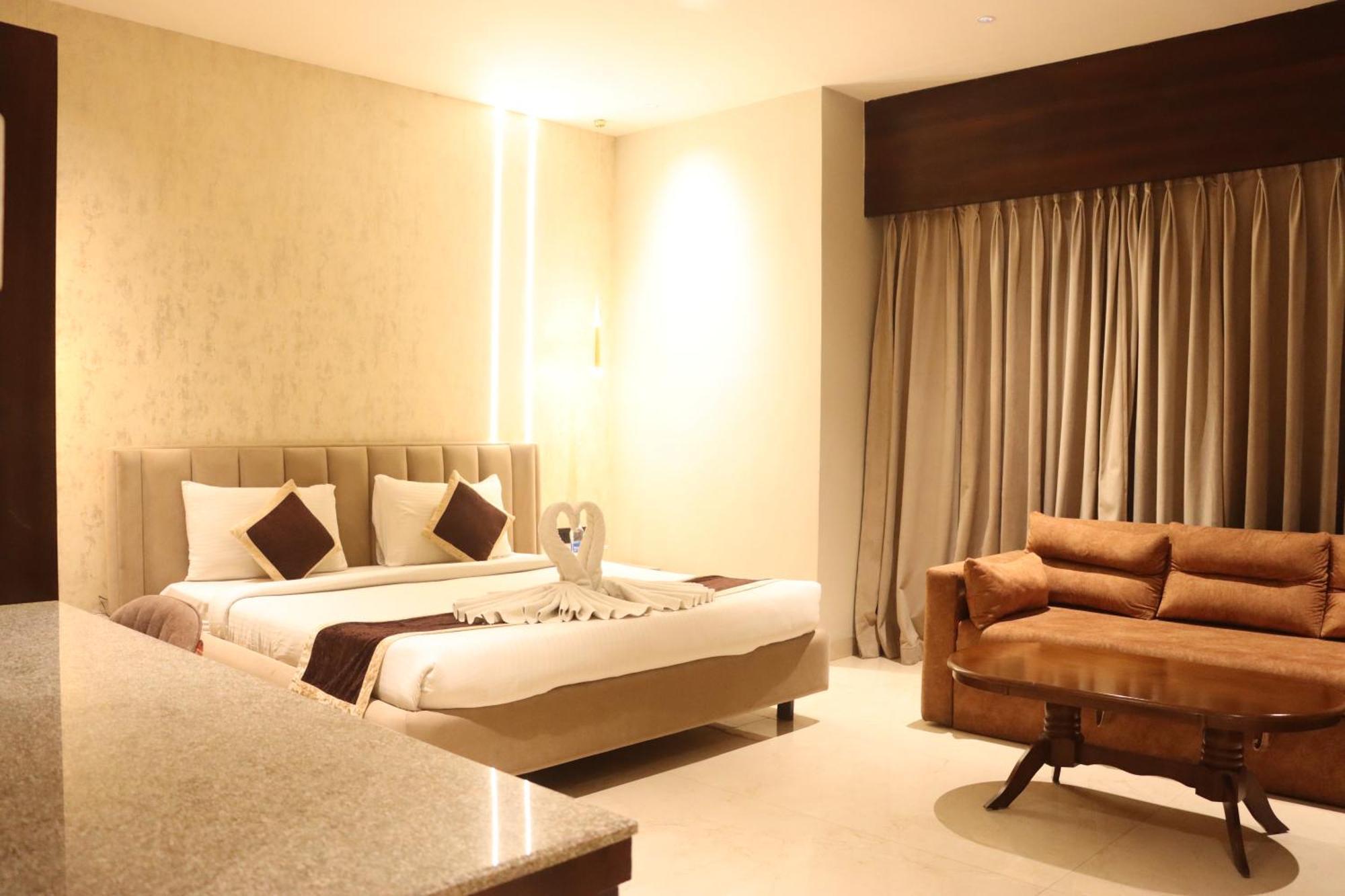 Motel Bilaspur City Exterior photo